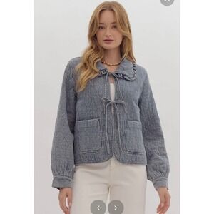 ENTRO Quilted Chambray Denim Jacket Ruffle Collar Tie Front Cozy Country Sz L